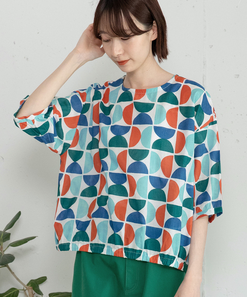 POU DOU DOU(プードゥドゥ)の「<made in INDIA>Art motif print プルオーバーブラウス(シャツ/ブラウス・レディース・ピンク/ブルー・M)」の4枚目の写真