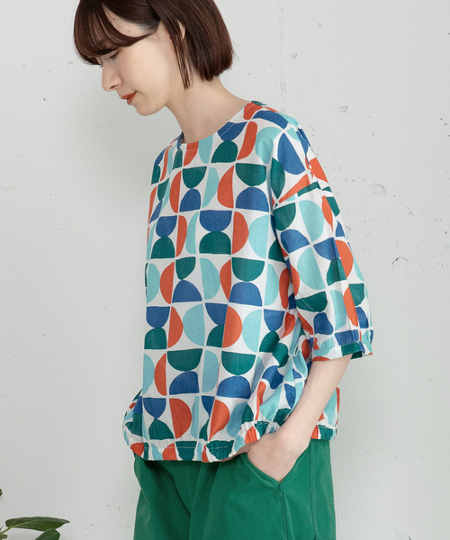 POU DOU DOU(プードゥドゥ)の「<made in INDIA>Art motif print プルオーバーブラウス(シャツ/ブラウス・レディース・ピンク/ブルー・M)」の7枚目の写真