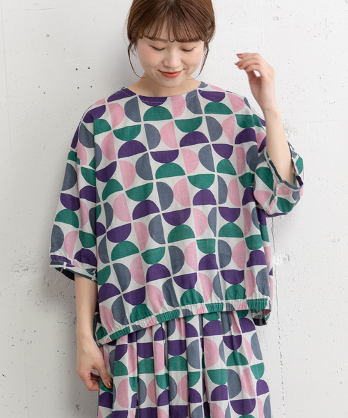 POU DOU DOU(プードゥドゥ)の「<made in INDIA>Art motif print プルオーバーブラウス(シャツ/ブラウス・レディース・ピンク/ブルー・M)」の14枚目の写真