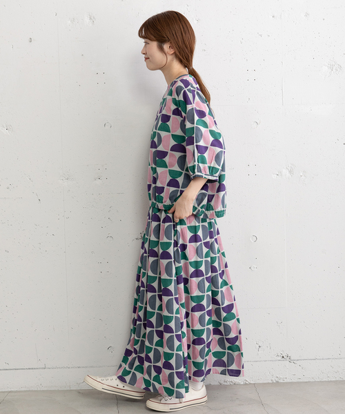 POU DOU DOU(プードゥドゥ)の「<made in INDIA>Art motif print プルオーバーブラウス(シャツ/ブラウス・レディース・ピンク/ブルー・M)」の20枚目の写真