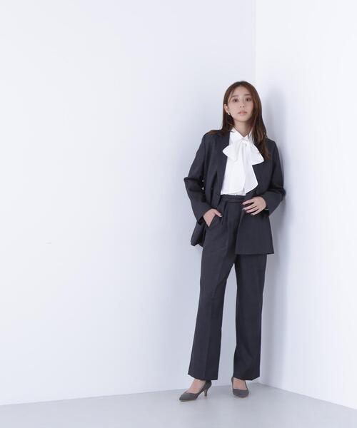 NATURAL BEAUTY BASIC(ナチュラルビューティーベーシック)の「◇シャツカラーリボンブラウス(シャツ/ブラウス・レディース・ブルー/ベージュ/オフホワイト・SMALL/MEDIUM)」の11枚目の写真