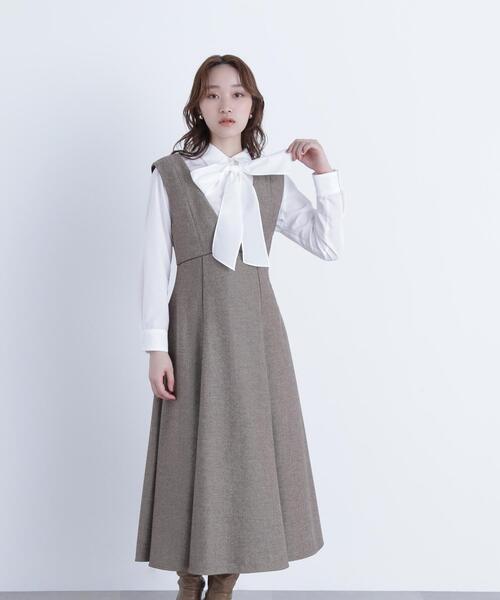 NATURAL BEAUTY BASIC(ナチュラルビューティーベーシック)の「◇シャツカラーリボンブラウス(シャツ/ブラウス・レディース・ブルー/ベージュ/オフホワイト・SMALL/MEDIUM)」の13枚目の写真