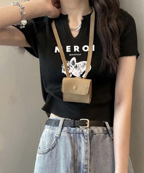MAISON DE THERESE（メゾン ド テレーズ）の「VネックロゴTシャツ（Tシャツ/カットソー・レディース・グレー/ブラック/ホワイト・FREE）」の6枚目の写真