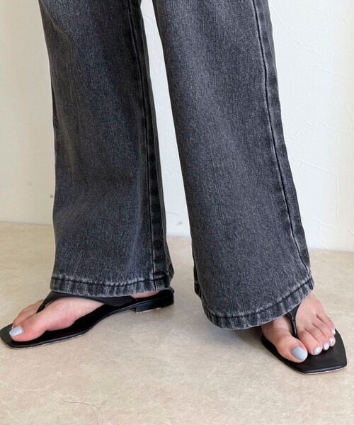 fredy emue(フレディエミュ)の「FRベーシックフレアデニムパンツ(デニムパンツ・レディース・ブラック/ブルー・36/38)」の18枚目の写真