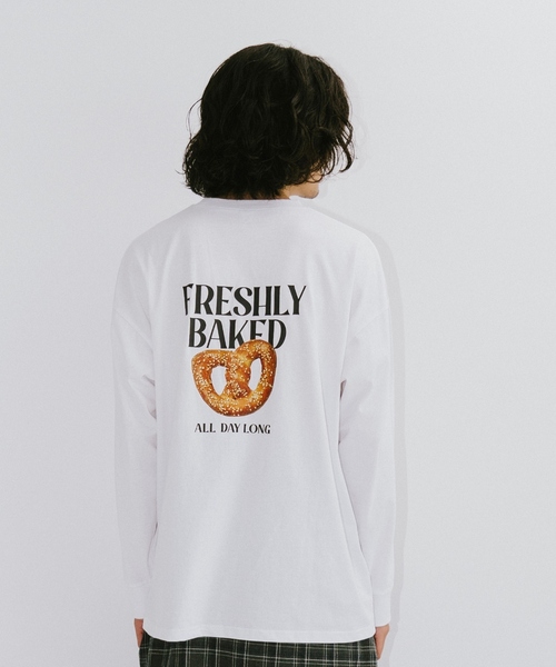 and D. petit main(アンドディープティマイン)の「【親子リンク】【DAD】アソート転写ワイドロンT(Tシャツ/カットソー・メンズ・ブルー/イエロー/ホワイト・F)」の5枚目の写真