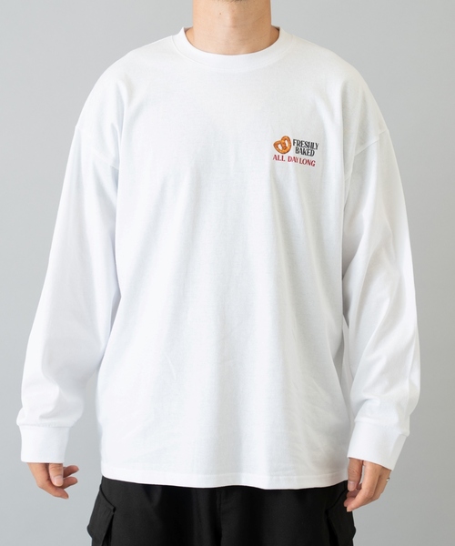 and D. petit main(アンドディープティマイン)の「【親子リンク】【DAD】アソート転写ワイドロンT(Tシャツ/カットソー・メンズ・ブルー/イエロー/ホワイト・F)」の8枚目の写真