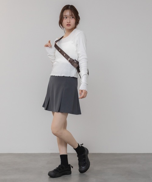 HEILIS(ヘイリス)の「プリーツミニスカート/ブラック グレー プリーツ スカート ファスナー開閉 春服 秋服 冬服 ミニスカ 台形 韓国 ノームコア ガーリー シティガール 膝上(スカート・レディース・グレー/ブラック・FREE)」の10枚目の写真