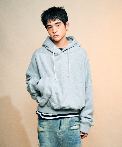 Elanque（エランク）の「volume hoodie / 裏起毛ボリュームフーディー（パーカー・メンズ・ブラック/グレー・SMALL/LARGE/MEDIUM）」の5枚目の写真