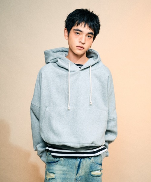 Elanque（エランク）の「volume hoodie / 裏起毛ボリュームフーディー（パーカー・メンズ・ブラック/グレー・SMALL/LARGE/MEDIUM）」の3枚目の写真