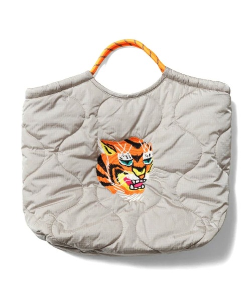 HOUSTON(ヒューストン)の「HOUSTON woman ヒューストン ウーマン BOA NYLON REVERSIBLE MARKET BAG ボア ナイロン リバーシブル 刺繍 マーケットバッグ(トートバッグ・レディース・ネイビー/オリーブ/グリーン/オレンジ/マルーン/グレー・FREE)」の2枚目の写真