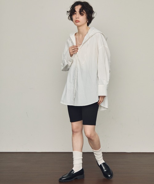 Trish(トリッシュ)の「ナイロンフードシャツ(シャツ/ブラウス・レディース・ホワイト/ブラック・MEDIUM)」の20枚目の写真