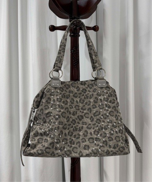 sedacle（セダクル）の「アソートスタッズボストンバッグ（ボストンバッグ・レディース・ブラウン/ブラック/グレー・FREE）」の9枚目の写真