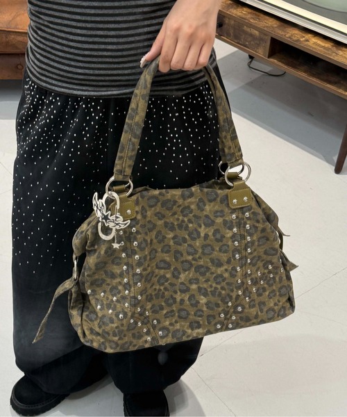 sedacle（セダクル）の「アソートスタッズボストンバッグ（ボストンバッグ・レディース・ブラウン/ブラック/グレー・FREE）」の11枚目の写真