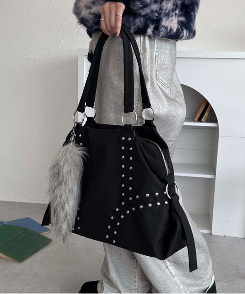 sedacle（セダクル）の「アソートスタッズボストンバッグ（ボストンバッグ・レディース・ブラウン/ブラック/グレー・FREE）」の17枚目の写真