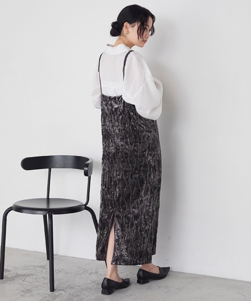 forksy.(フォルクシー)の「【forksy.】裾スリットベロアキャミロングワンピース(ワンピース・レディース・ブラック/ブラウン/グレー・FREE)」の15枚目の写真
