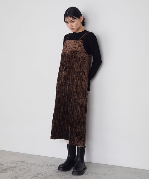 forksy.(フォルクシー)の「【forksy.】裾スリットベロアキャミロングワンピース(ワンピース・レディース・ブラック/ブラウン/グレー・FREE)」の21枚目の写真