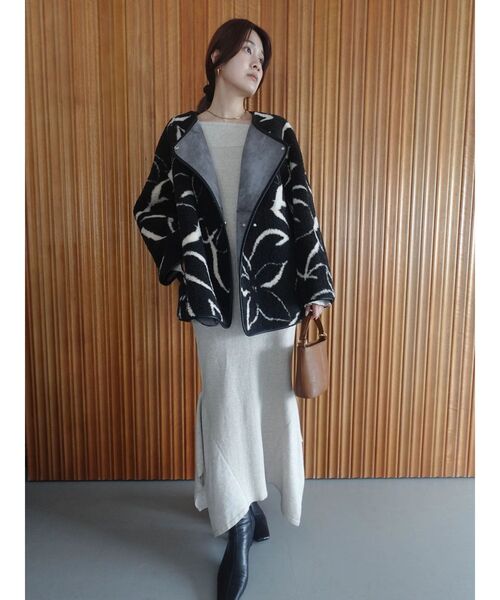 LAGUNAMOON（ラグナムーン）の「オフショルリブニットワンピース（ワンピース・レディース・ベージュ/グレー・SMALL/MEDIUM）」の7枚目の写真