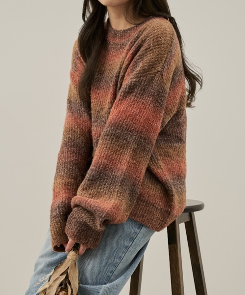 Auntie Rosa（アンティローザ）の「【karin’s direction item】グラデーションオーバールーズニット（ニット/セーター・レディース・ブラウン/オレンジ・FREE）」の9枚目の写真