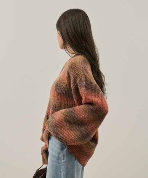 Auntie Rosa（アンティローザ）の「【karin’s direction item】グラデーションオーバールーズニット（ニット/セーター・レディース・ブラウン/オレンジ・FREE）」の10枚目の写真