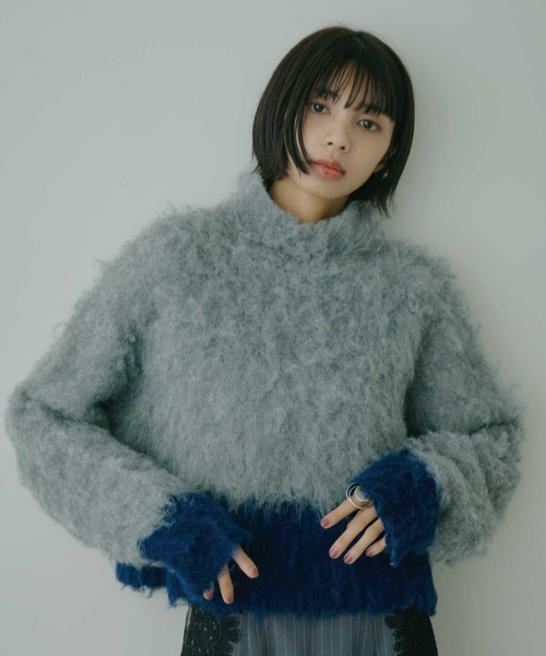 VIOLETTA(ヴィオレッタ)の「バイカラーモヘアクロップドニット(ニット/セーター・レディース・ライトブルー/ラベンダー/グレー・FREE)」の7枚目の写真