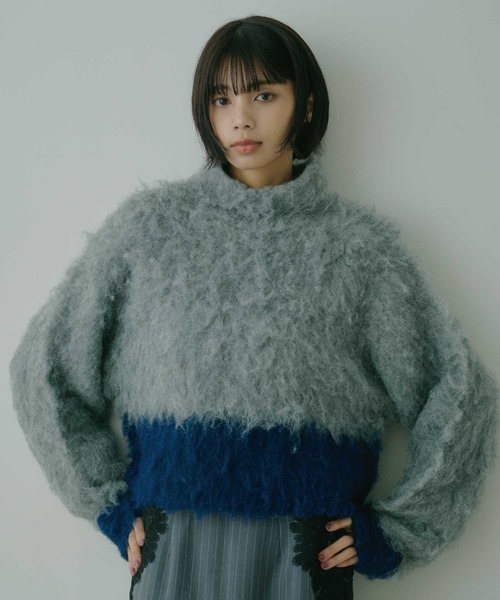VIOLETTA(ヴィオレッタ)の「バイカラーモヘアクロップドニット(ニット/セーター・レディース・ライトブルー/ラベンダー/グレー・FREE)」の9枚目の写真