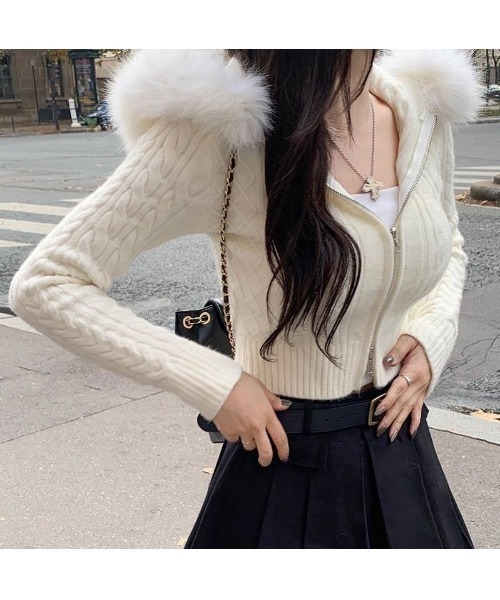 ViViDAY（ビビデー）の「フードフェイクファー付きジップアップニットカーデガン（ニット/セーター・レディース・ホワイト/ブラック/グレー・M）」の13枚目の写真