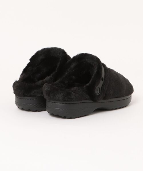 crocs(クロックス)の「クロックス クラシック アンファーゲッタブル クロッグ / crocs Classic Unfurgettable Clog(サンダル・レディース・ピンク/ブラック/ライトブラウン・25cm/24cm/23cm/22cm/29cm/28cm/27cm/26cm)」の4枚目の写真