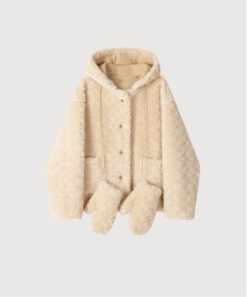LA POMME petit（ラポミ・プチ）の「Fluffy Fur Coat With Gloves（ムートンコート・レディース・ベージュ/アイボリー・SMALL/MEDIUM/LARGE）」の2枚目の写真