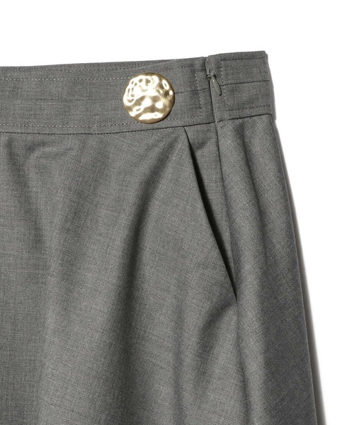 ESTNATION（エストネーション）の「ESTNATION / メタルボタンフレアスカート（スカート・レディース・オフホワイト/ブラック/グレー・36/38）」の21枚目の写真