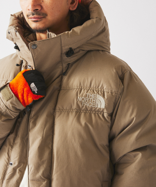 THE NORTH FACE（ザノースフェイス）の「THE NORTH FACE /ノースフェイス オルタレーションバフズジャケット ND92564（ダウンジャケット/コート・メンズ・チャコールグレー/ベージュ・MEDIUM/LARGE/X-LARGE）」の16枚目の写真