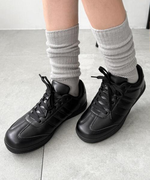 WEGO（ウィゴー）の「WEGO/【25年秋冬新作】2ラインローカットスニーカー（スニーカー・レディース・ブラック/シルバー・LARGE/MEDIUM/SMALL）」の17枚目の写真