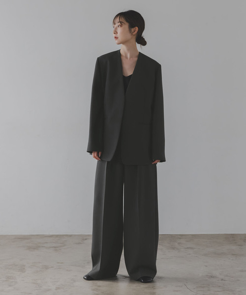 Noble(ノーブル)の「ELENI/エルニ プランプウールジャケット(ノーカラージャケット・レディース・チャコールグレー・38/36)」の20枚目の写真