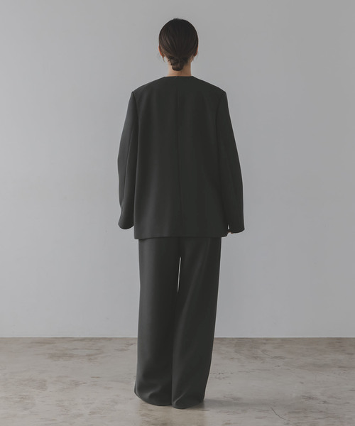 Noble(ノーブル)の「ELENI/エルニ プランプウールジャケット(ノーカラージャケット・レディース・チャコールグレー・38/36)」の21枚目の写真