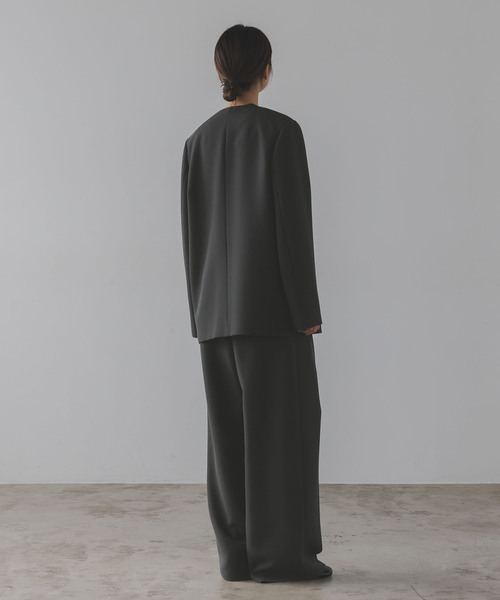 Noble(ノーブル)の「ELENI/エルニ プランプウールジャケット(ノーカラージャケット・レディース・チャコールグレー・38/36)」の16枚目の写真