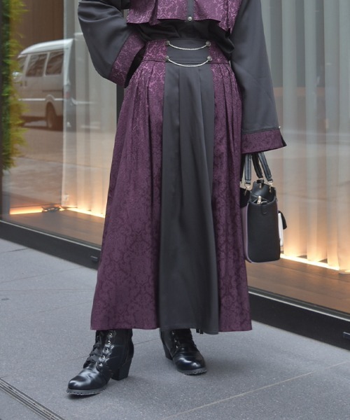 axes femme（アクシーズファム）の「チェーン付ジャカード切替スカート（スカート・レディース・パープル/ワイン/ダークグリーン・FREE）」の3枚目の写真