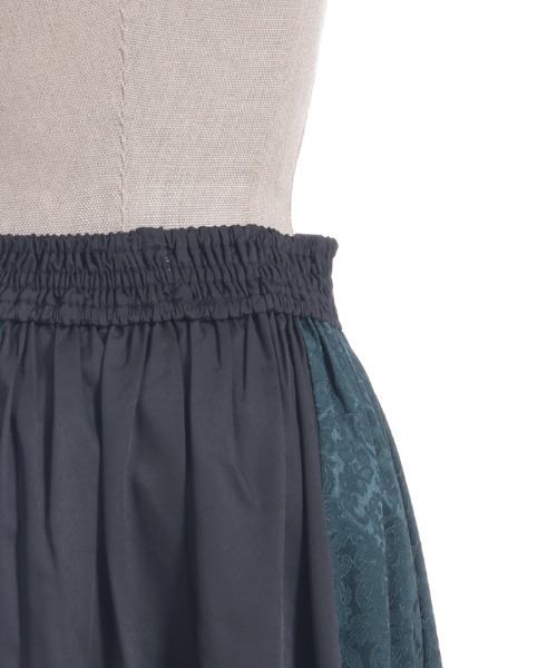 axes femme（アクシーズファム）の「チェーン付ジャカード切替スカート（スカート・レディース・パープル/ワイン/ダークグリーン・FREE）」の6枚目の写真