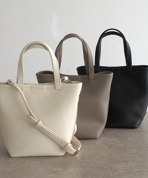 evernavy（エバーネイビー）の「2wayミニトートバッグ（ポーチ付き）（ショルダーバッグ・レディース・ブラック/アイボリー/グレイッシュベージュ・FREE）」の11枚目の写真