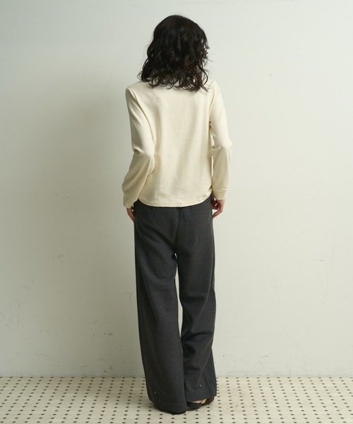 Lutim by u（ルチバイユー）の「Smooth jersey polo cut-and-sew / スムースジャージー ポロカットソー（Tシャツ/カットソー・レディース・グレー/アイボリー/ブラウン・FREE）」の11枚目の写真