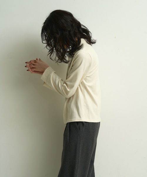 Lutim by u（ルチバイユー）の「Smooth jersey polo cut-and-sew / スムースジャージー ポロカットソー（Tシャツ/カットソー・レディース・グレー/アイボリー/ブラウン・FREE）」の7枚目の写真