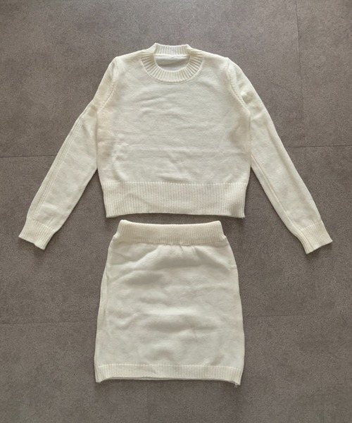 SHEPP(シープ)の「【2P商品】コンパクトフィットニット+タイトミニスカート(セットアップ・レディース・アイボリー/グレー/ベージュ・F)」の5枚目の写真