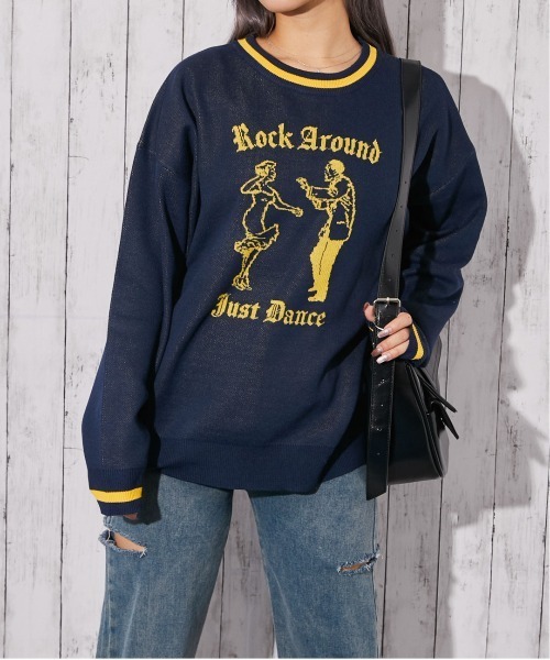 GORGE(ゴージ)の「《ジャガードロゴ柄×配色ライン》ゆるシルエットニットプルオーバー(ニット/セーター・レディース・オフホワイト/チャコール/ネイビー・F)」の3枚目の写真