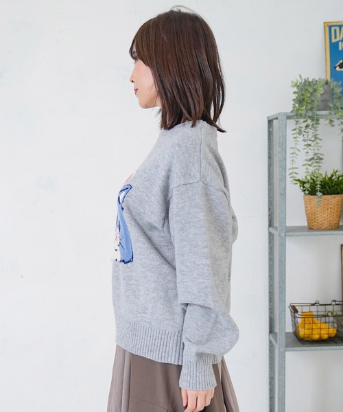 ScoLar(スカラー)の「153725:キャップネコ柄ジャガードニットプルオーバー(Tシャツ/カットソー・レディース・ブラック/杢グレー/ネイビー・M)」の12枚目の写真