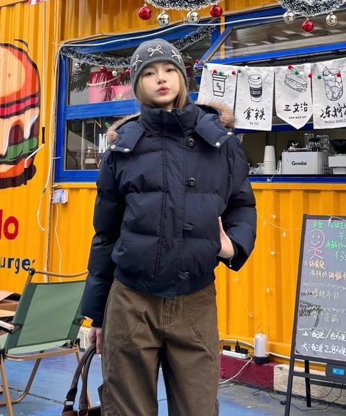 最終値下げ未使用に近い美品ファー付きネイビーのダウンジャケット THE CELL. ダウンコート ダウンジャケット ファー付きミドルダウン FUR