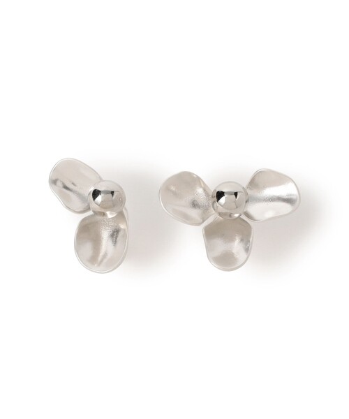 Demi-Luxe BEAMS(デミルクス ビームス)の「フラワー イヤリング(イヤリング・レディース・シルバー/ホワイト・ONE SIZE)」の9枚目の写真