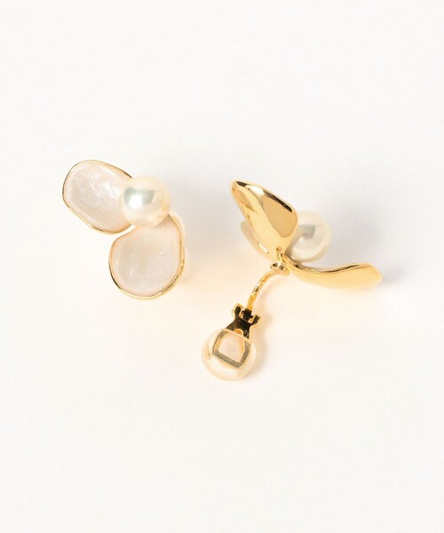 Demi-Luxe BEAMS(デミルクス ビームス)の「フラワー イヤリング(イヤリング・レディース・シルバー/ホワイト・ONE SIZE)」の10枚目の写真