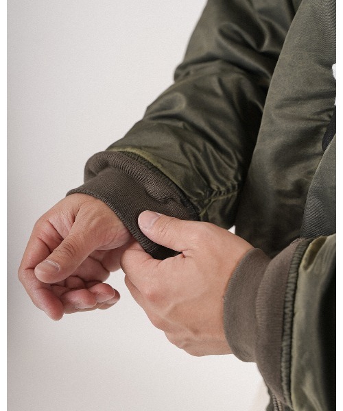 #Re:room（リルーム）の「カクタスハートウォッシュドヴィンテージMA-1（MA-1・メンズ・ダークブラック/ダークカーキ・S-M/M-L）」の17枚目の写真