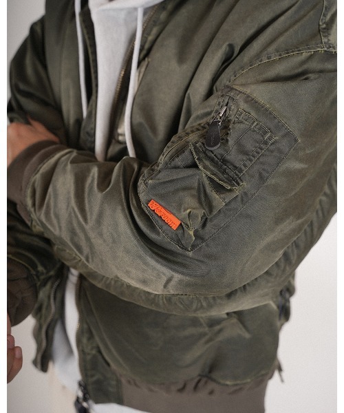 #Re:room（リルーム）の「カクタスハートウォッシュドヴィンテージMA-1（MA-1・メンズ・ダークブラック/ダークカーキ・S-M/M-L）」の5枚目の写真