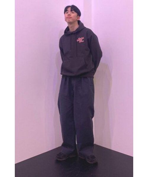 Cavish(カビシ)の「SELLER LOGO HOODIE CHARCOAL(PINK)(CV2BFUM400A)(パーカー・レディース・チャコール・X-LARGE/SMALL/MEDIUM/LARGE)」の12枚目の写真