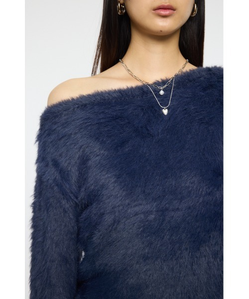MOUSSY(マウジー)の「FAUX FUR KNIT CROP トップス(ニット/セーター・レディース・ベージュ/ネイビー/グレー・FREE)」の20枚目の写真