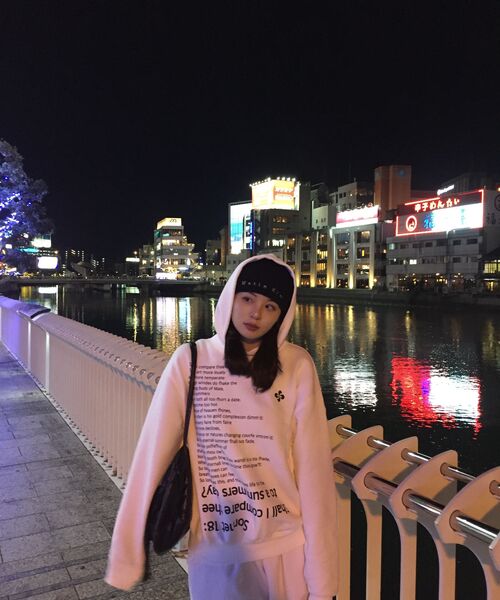 HERETIC(ヘレティック)の「SONNET 18 HOODIE / white(パーカー・レディース・その他・FREE)」の3枚目の写真